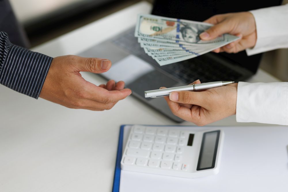 When Life Demands Cash Now: Why Singapore’s Smart Money Moves Include an Urgent Cash Loan Today